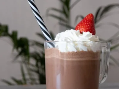 Batido de chocolate y nata