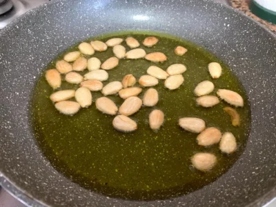 Habichuelas esparragadas con huevo o «Judías verdes»