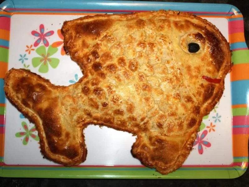 Pez hojaldre relleno
