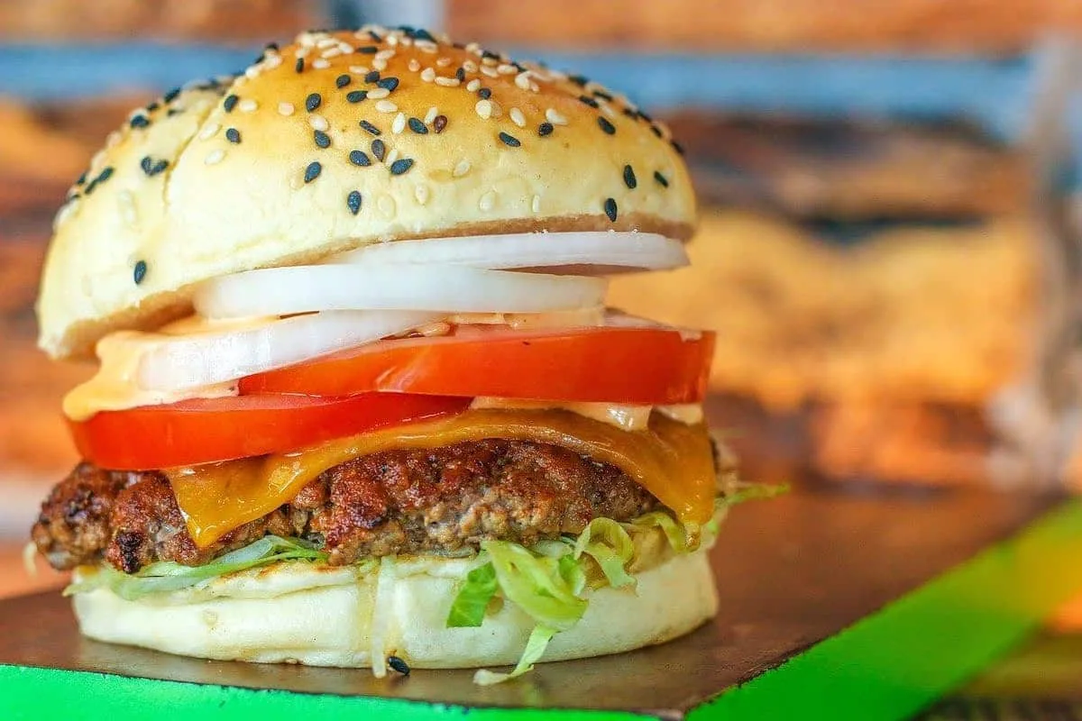 Hamburguesa con atún