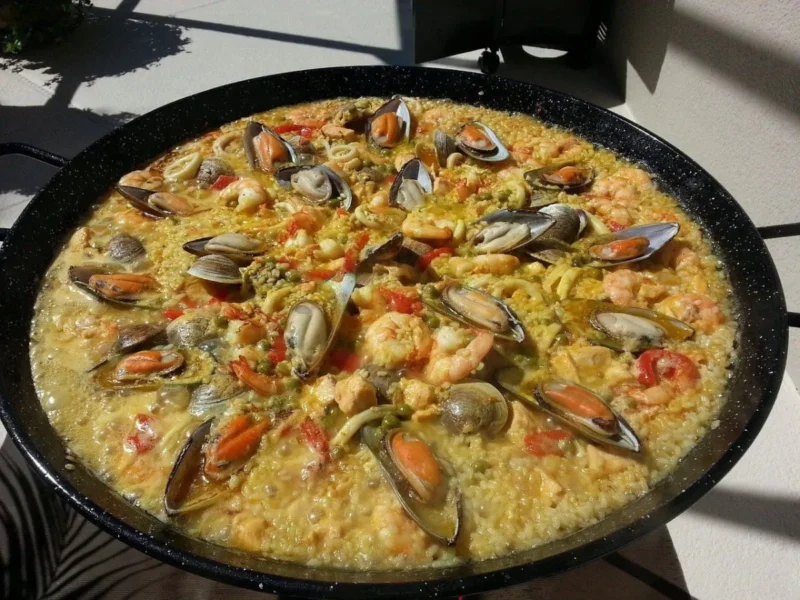 Paella mixta