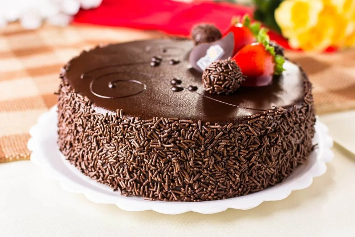 Bizcocho de limón con cobertura de chocolate