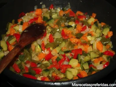 Revuelto de verduras con nata al horno