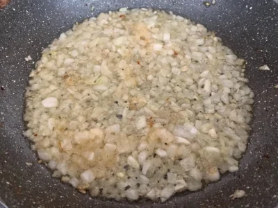 Guisantes con judías verdes y jamón