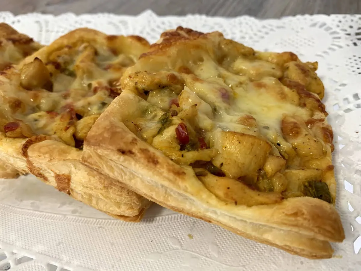 Mini pizzas de pollo