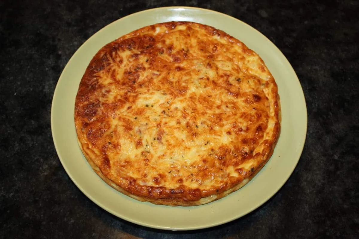 Pastel de beicon jamón y queso