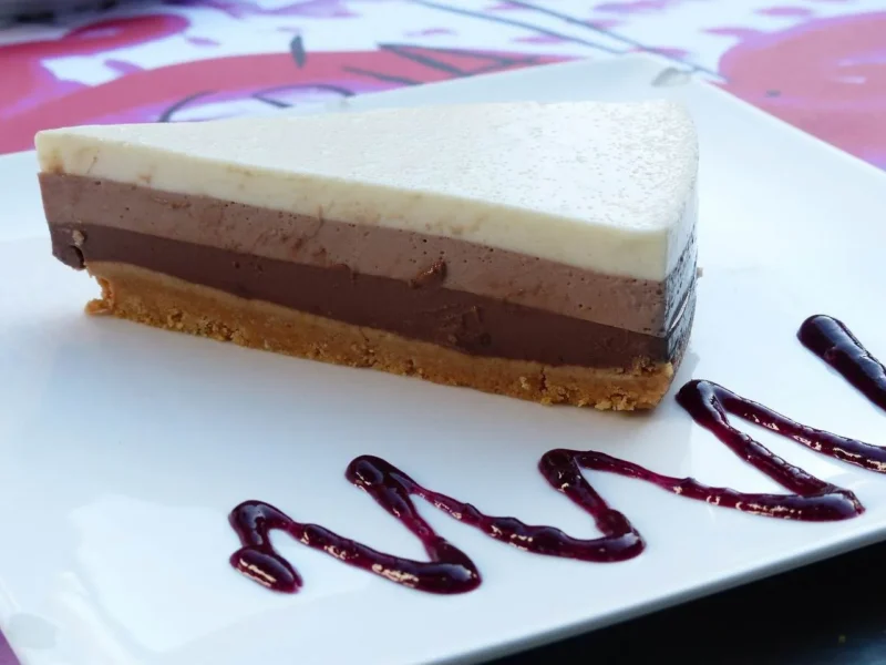 Delicia de tres chocolates