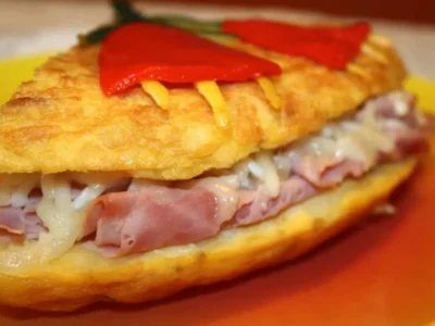 Tortilla de patatas rellena