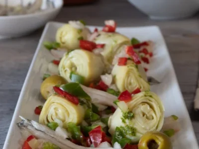 Alcachofas a la vinagreta con boquerones en vinagre