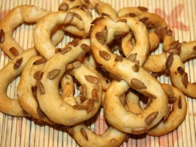 Bastones de pan con pipas