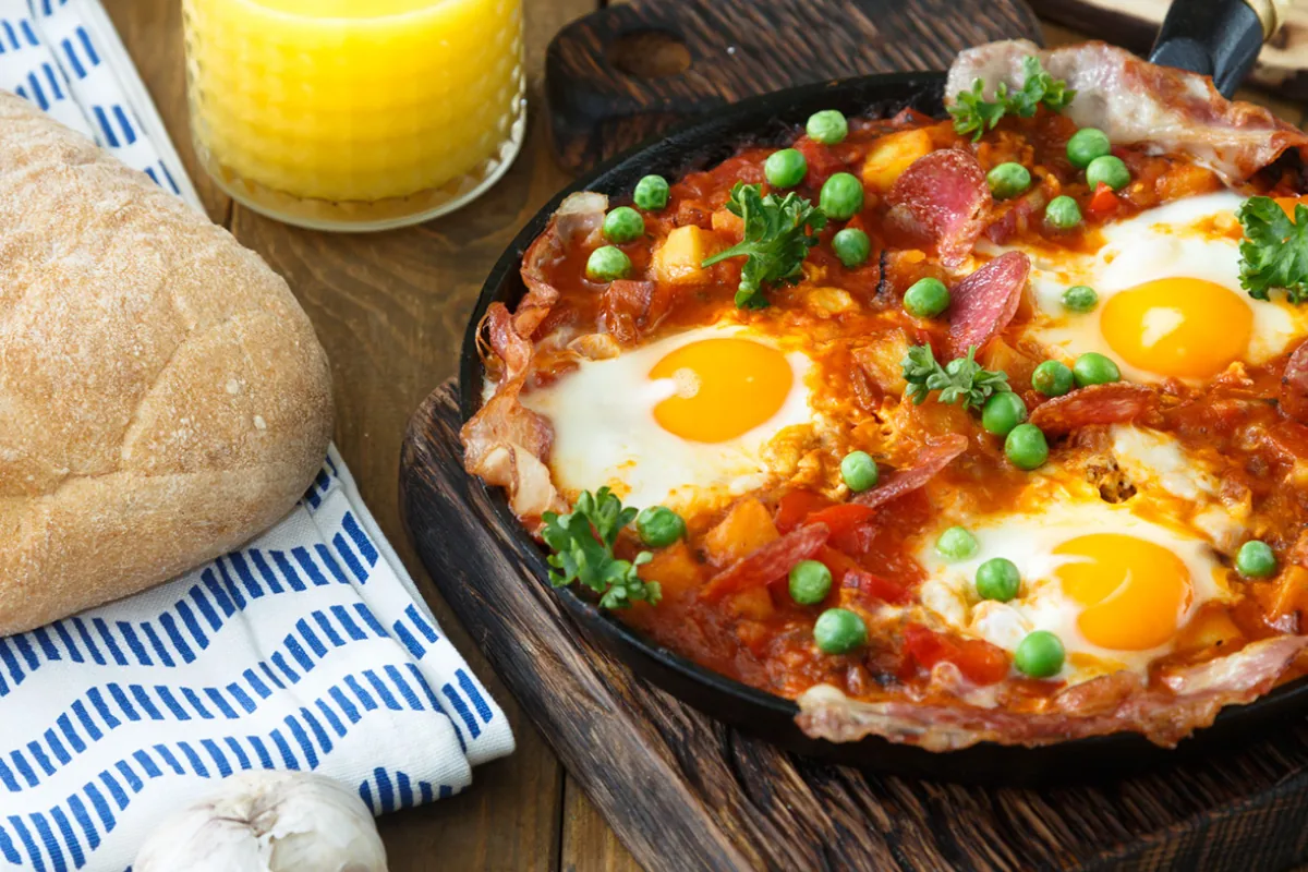 Huevos a la flamenca – Receta Tradicional llena de Sabor