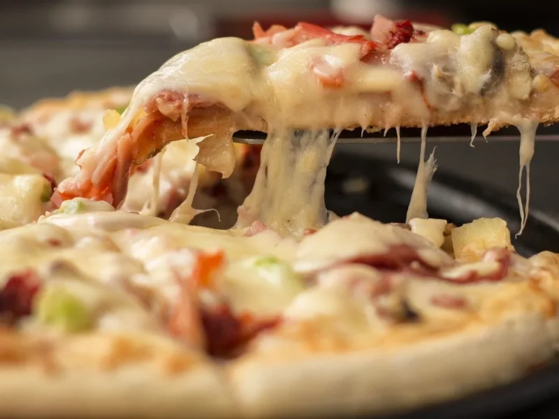 Pizza de Beicón con cebolla caramelizada