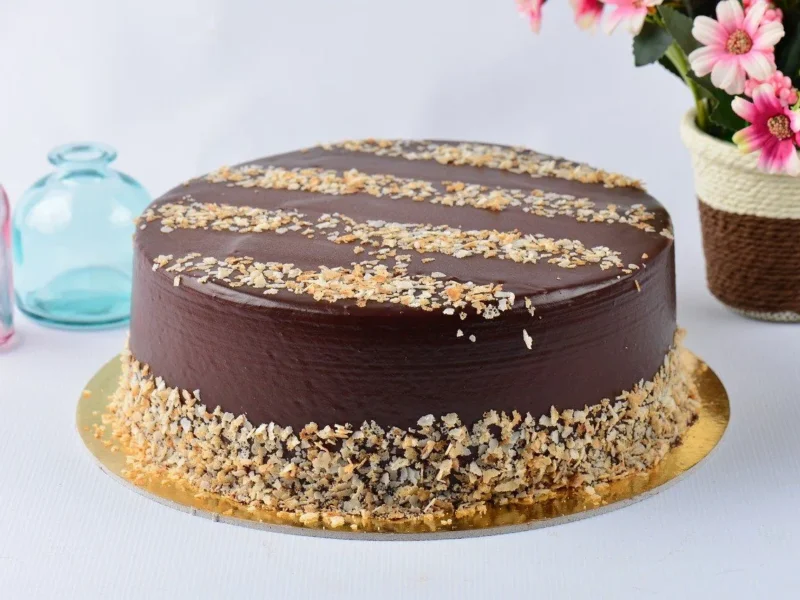 Tarta de chocolate con crema pastelera