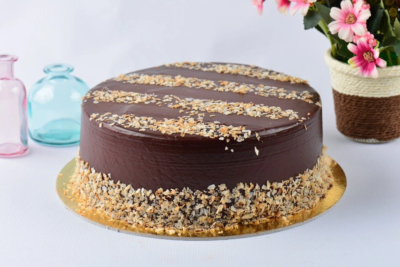 Tarta de chocolate con crema pastelera