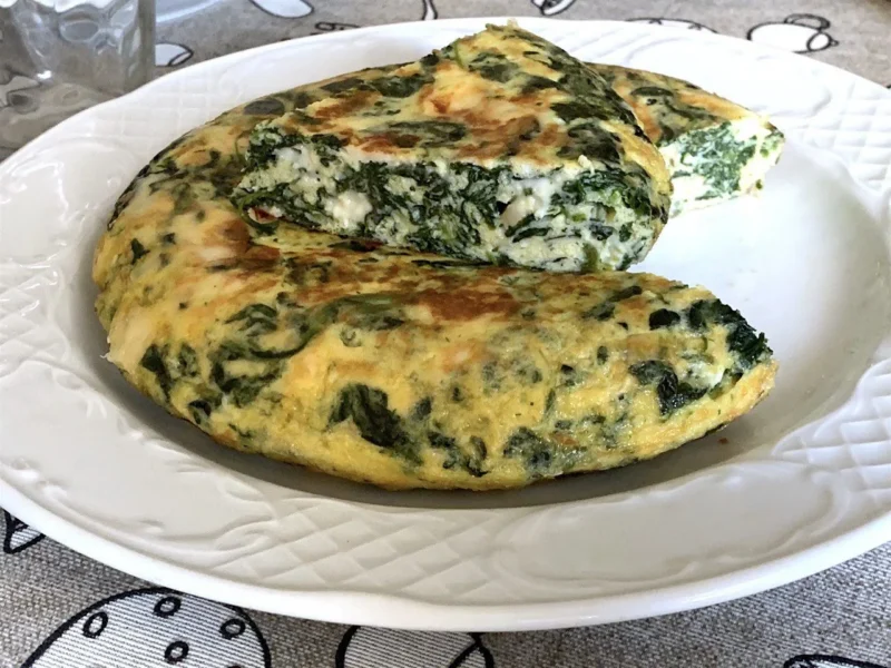 Tortilla de espinacas y queso