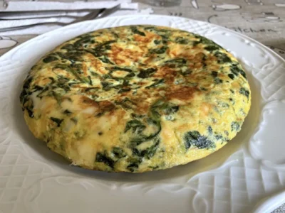 Tortilla de espinacas y queso