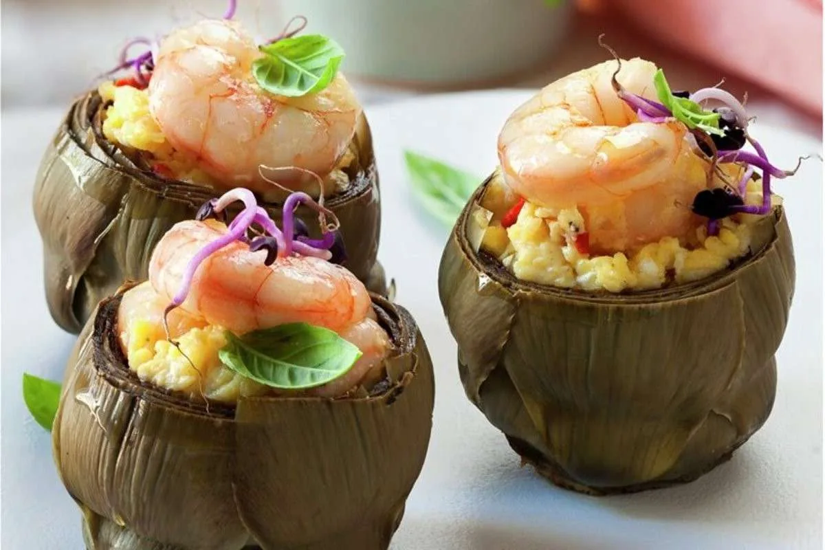 Alcachofas rellenas de gambas