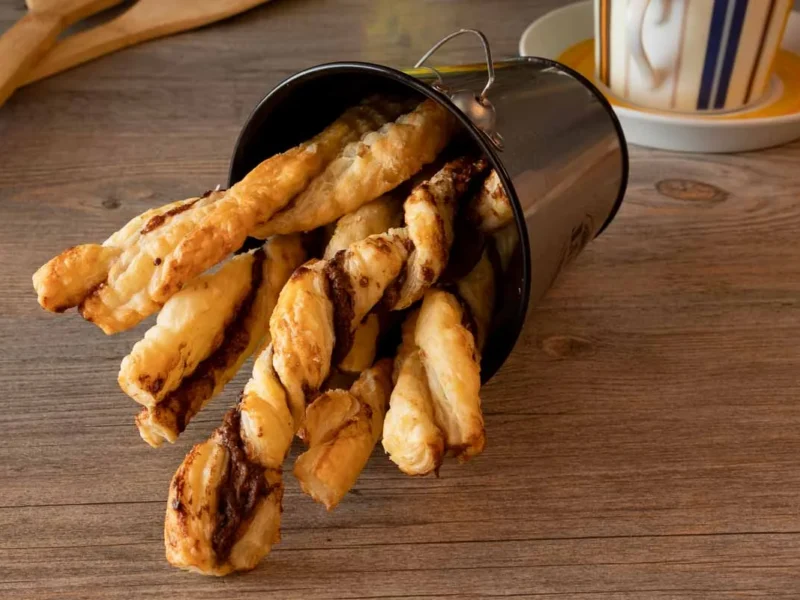 Lacitos de hojaldre