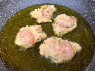 Tortillitas de pescado y gambas