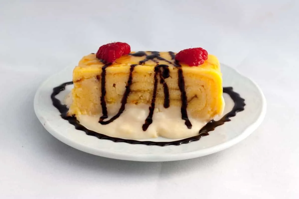 Brazo gitano de naranja con Natillas