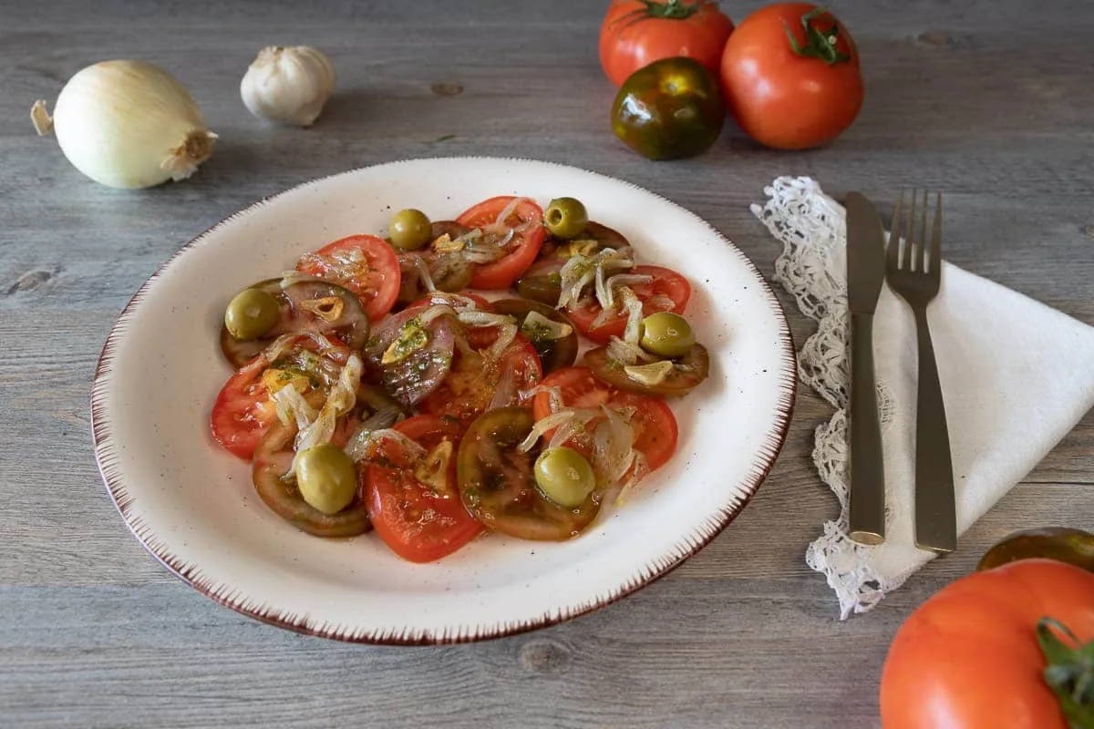 Ensalada templada de tomates