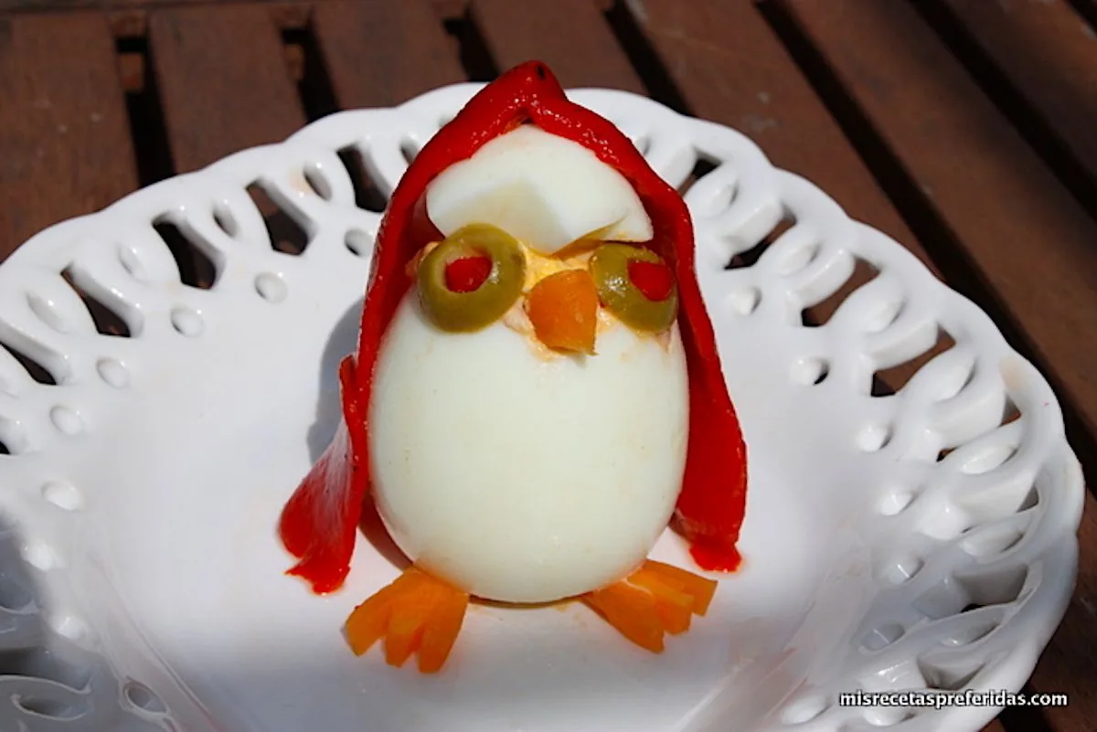 Pollito relleno con capa de pimientos