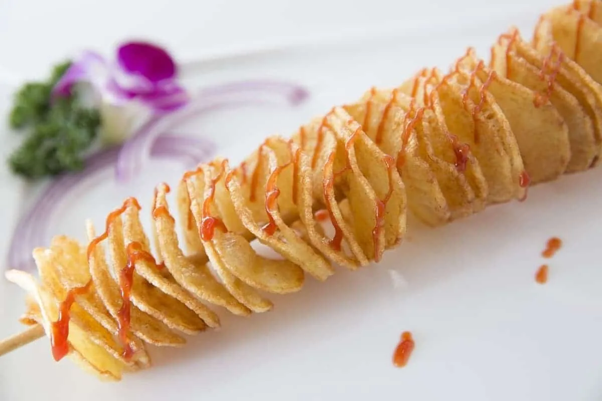 Pinchos de patatas tornado
