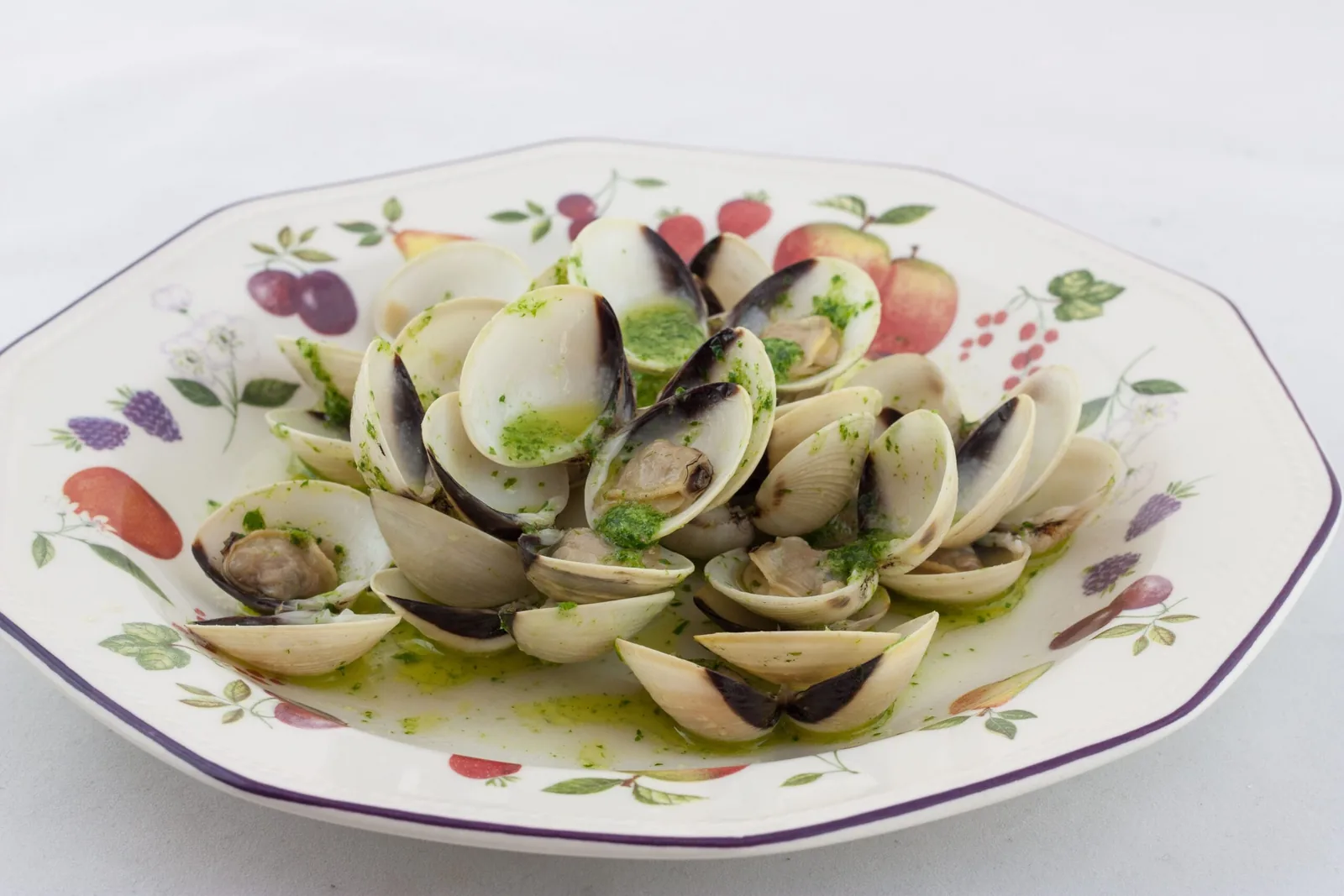 Almejas al ajillo