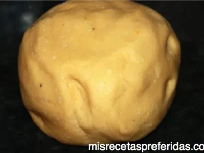 Turrón de yema tostada