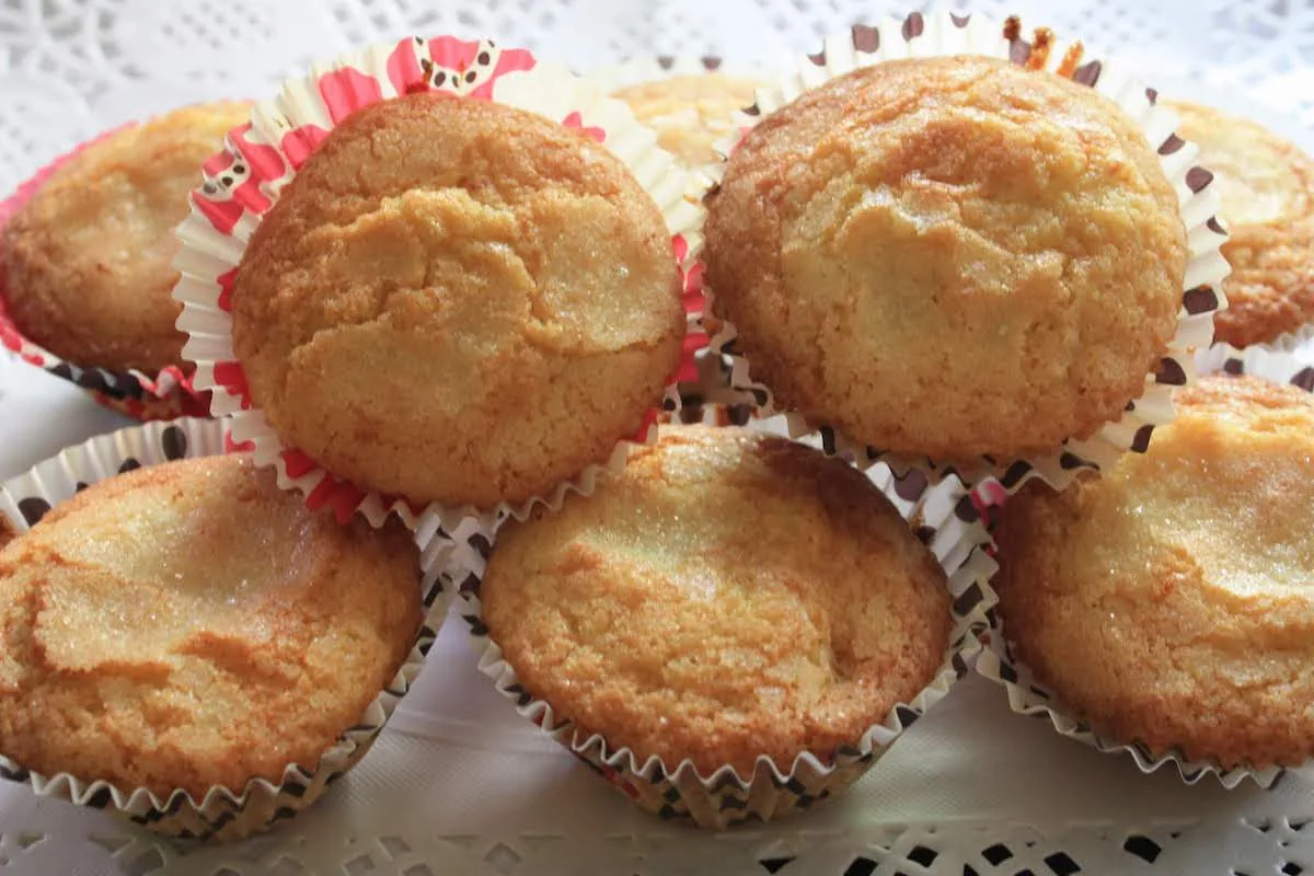 Magdalenas especial rellenas de crema