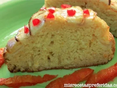 Bizcocho de naranja con manzana