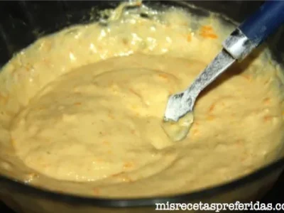 Bizcocho de naranja con manzana
