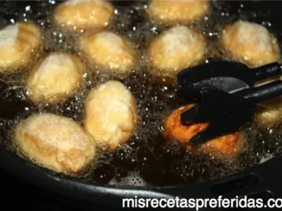 Croquetas de huevo de codorniz con bechamel