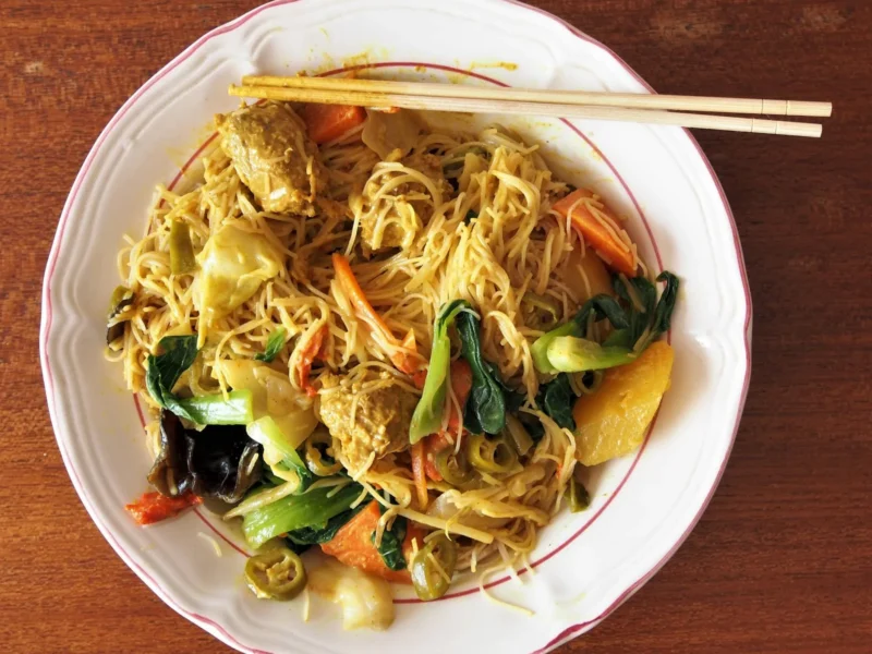 Fideos chinos fritos