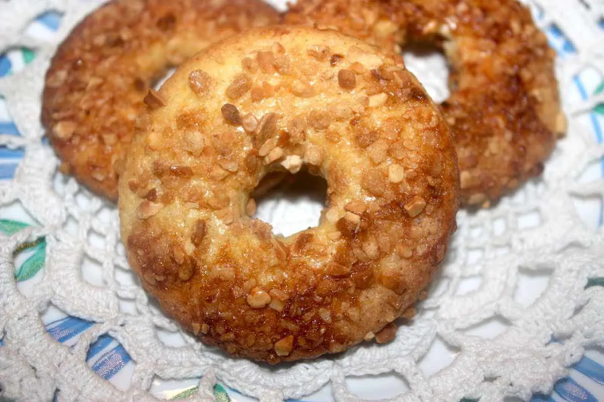 ROSQUILLAS CON CROCANTI DE ALMENDRAS