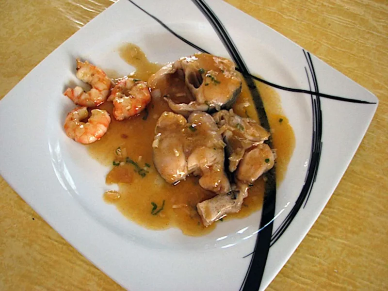 Rape con gambas