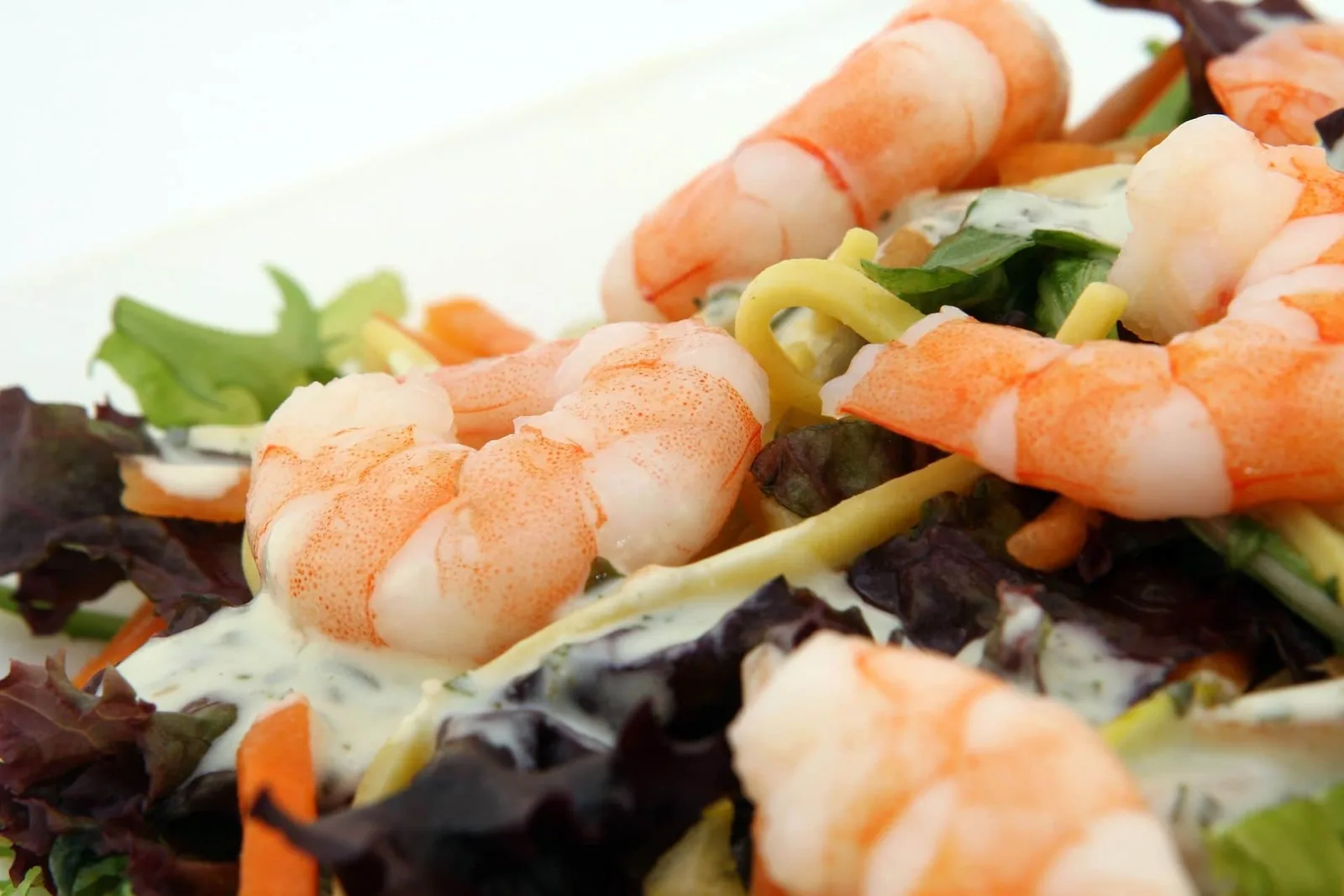 Ensalada con gambas