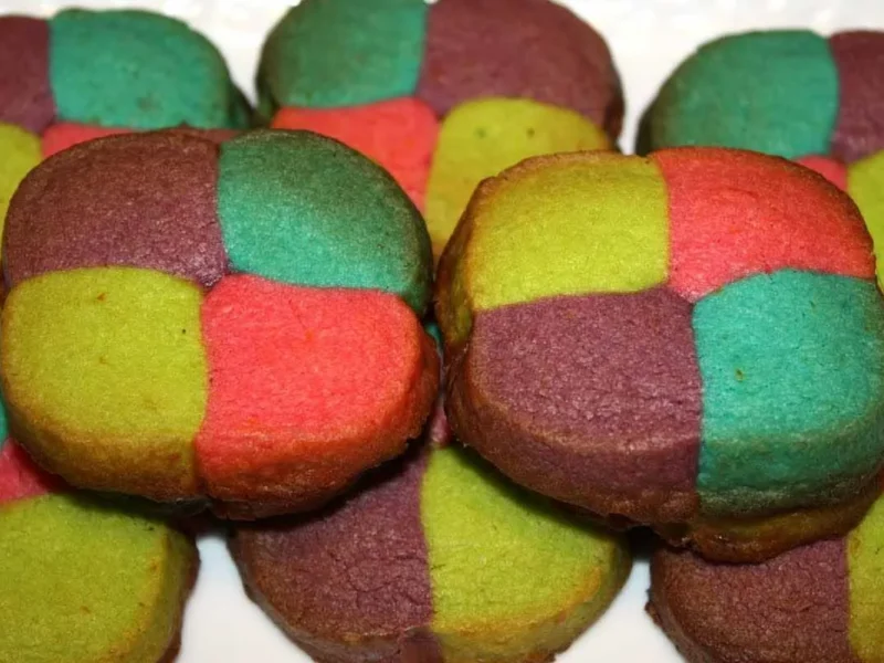 Galletas cuadriculadas de colores