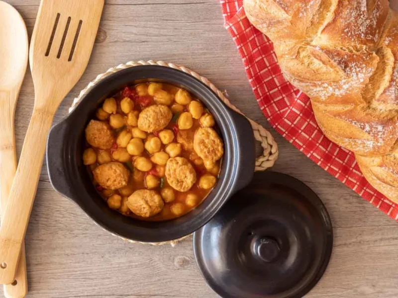 Garbanzos con butifarra