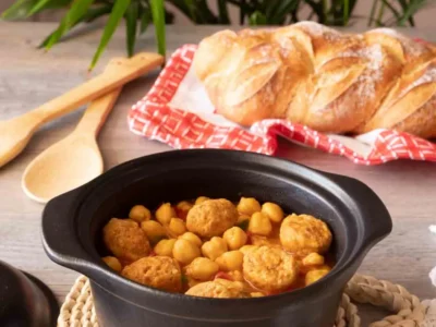 Garbanzos con butifarra