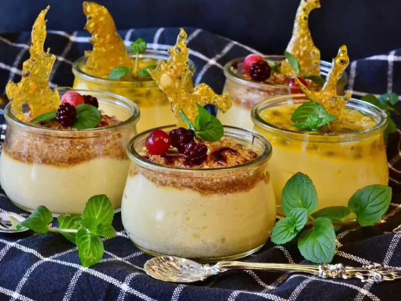 Gelatina de limón con leche y queso