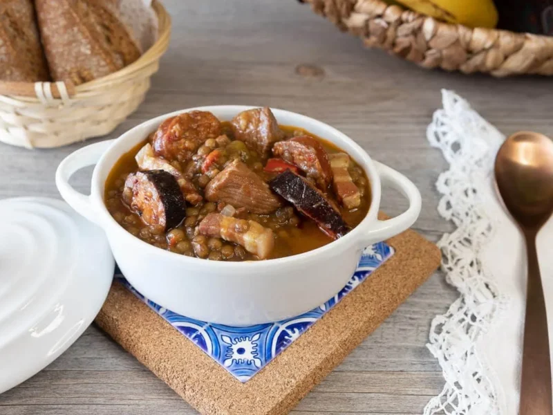 Lentejas con morcilla y chorizo