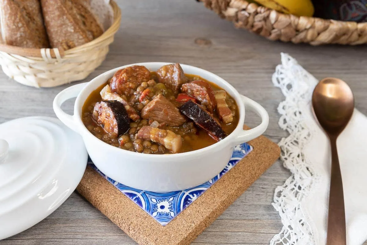 Lentejas con morcilla y chorizo