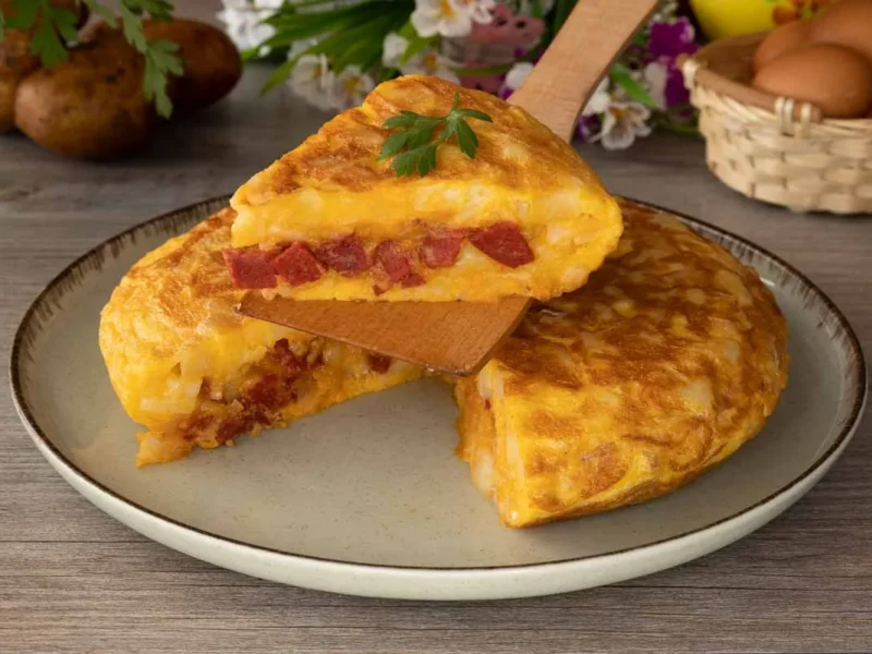 Tortilla de patatas con chorizo