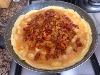 Tortilla de patatas con chorizo