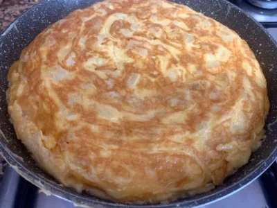 Tortilla de patatas con chorizo